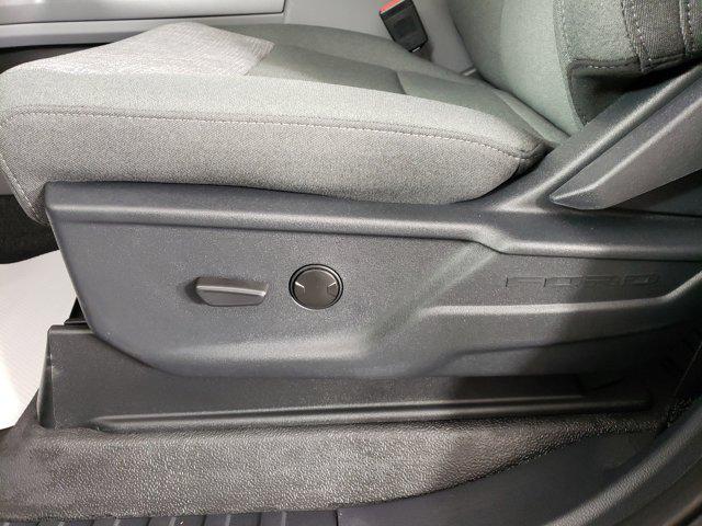 new 2025 Ford F-450 car, priced at $78,168