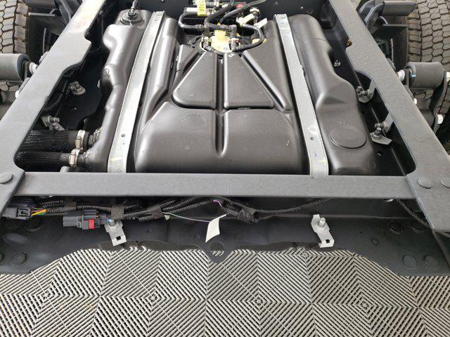 new 2025 Ford F-450 car, priced at $78,168