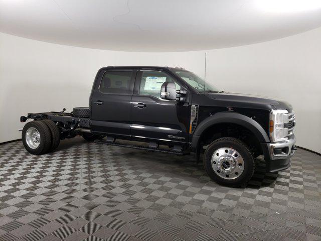 new 2025 Ford F-450 car, priced at $78,168