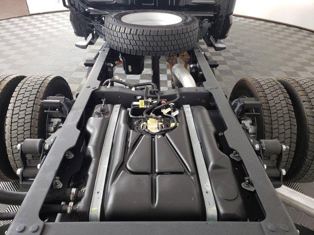 new 2025 Ford F-450 car, priced at $78,168