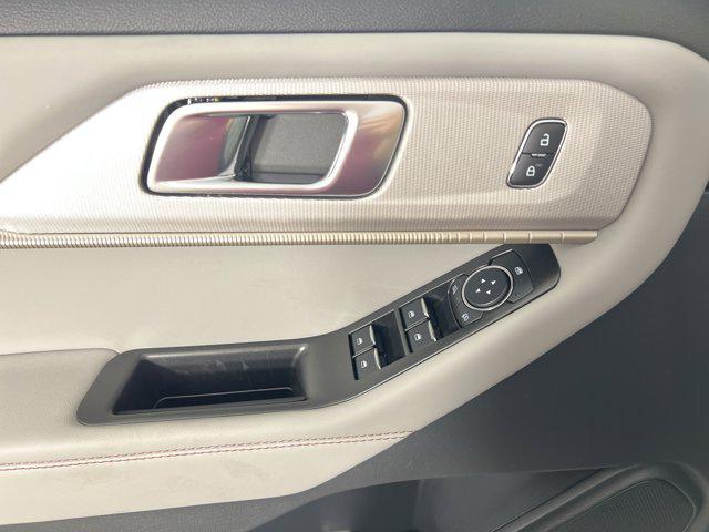new 2025 Ford Explorer car, priced at $46,021