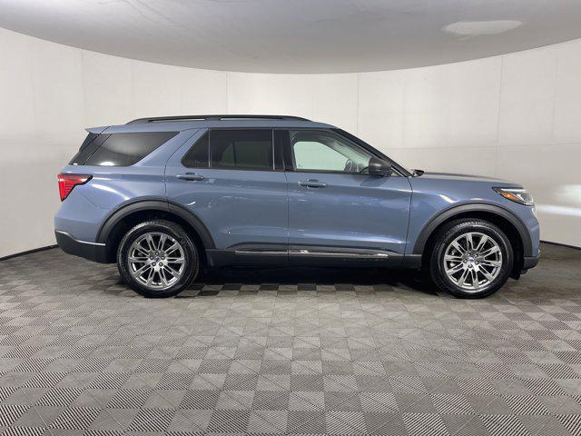 used 2025 Ford Explorer car, priced at $40,997