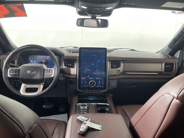 used 2024 Ford Expedition car, priced at $58,997