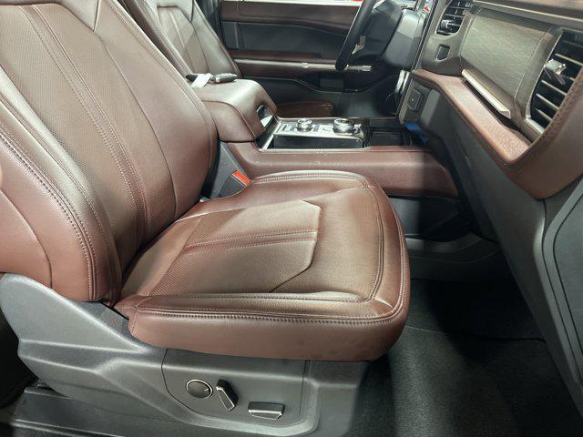 used 2024 Ford Expedition car, priced at $58,997