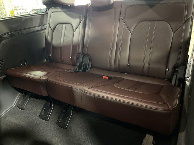 used 2024 Ford Expedition car, priced at $58,997