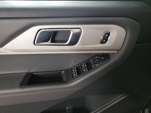 new 2025 Ford Explorer car, priced at $46,549