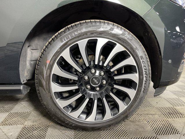 used 2022 Lincoln Navigator car, priced at $58,997