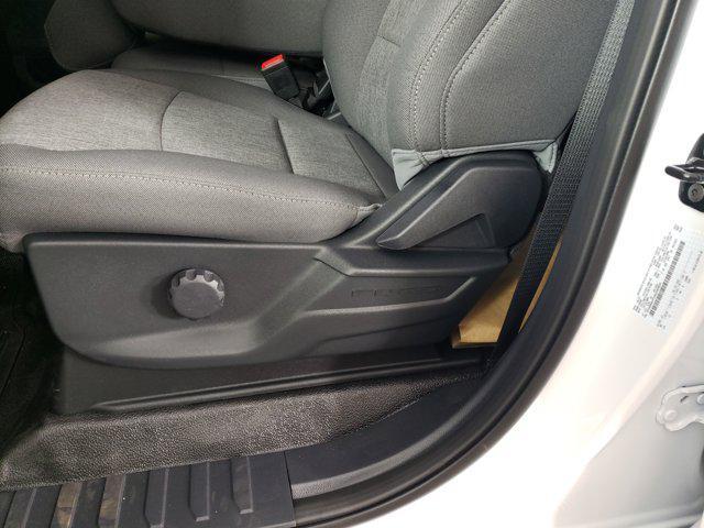 new 2025 Ford F-450 car, priced at $73,201