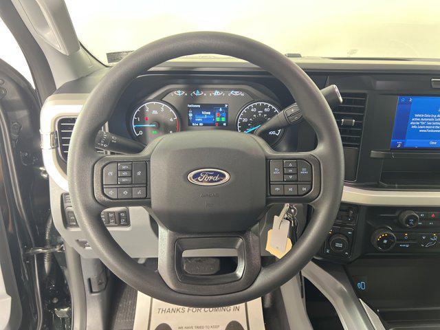 new 2025 Ford F-350 car, priced at $71,639
