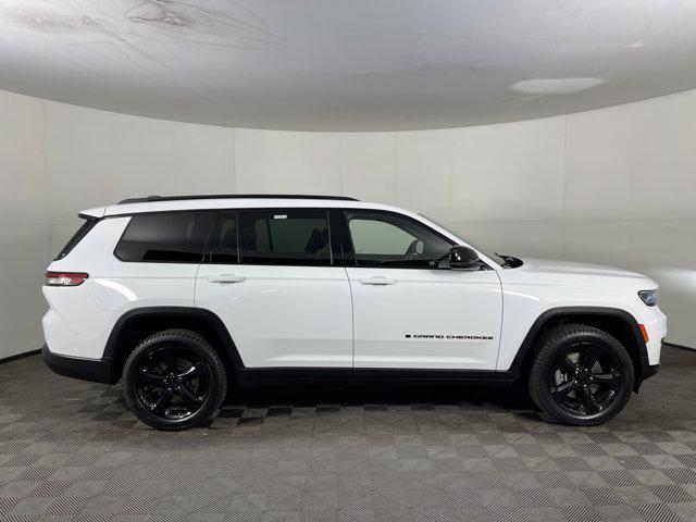 used 2022 Jeep Grand Cherokee L car, priced at $31,997