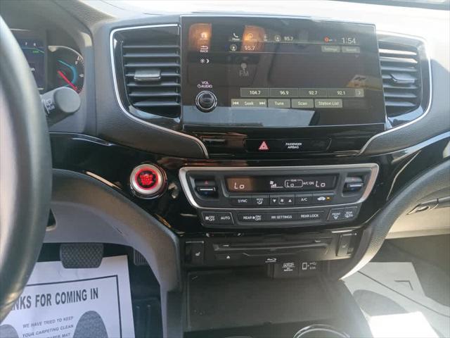used 2022 Honda Pilot car, priced at $35,755