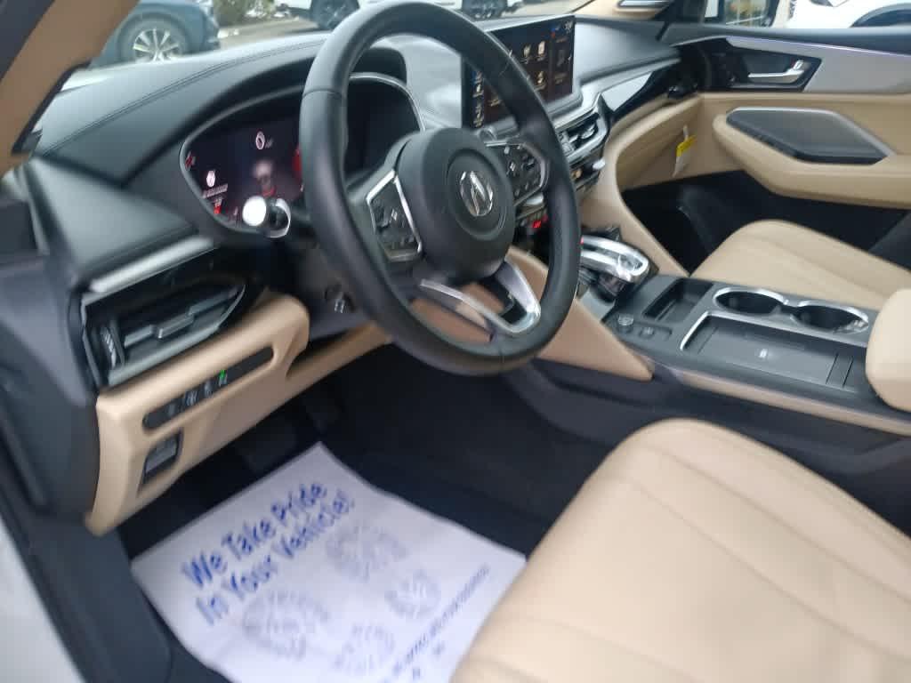 used 2025 Acura MDX car, priced at $45,995