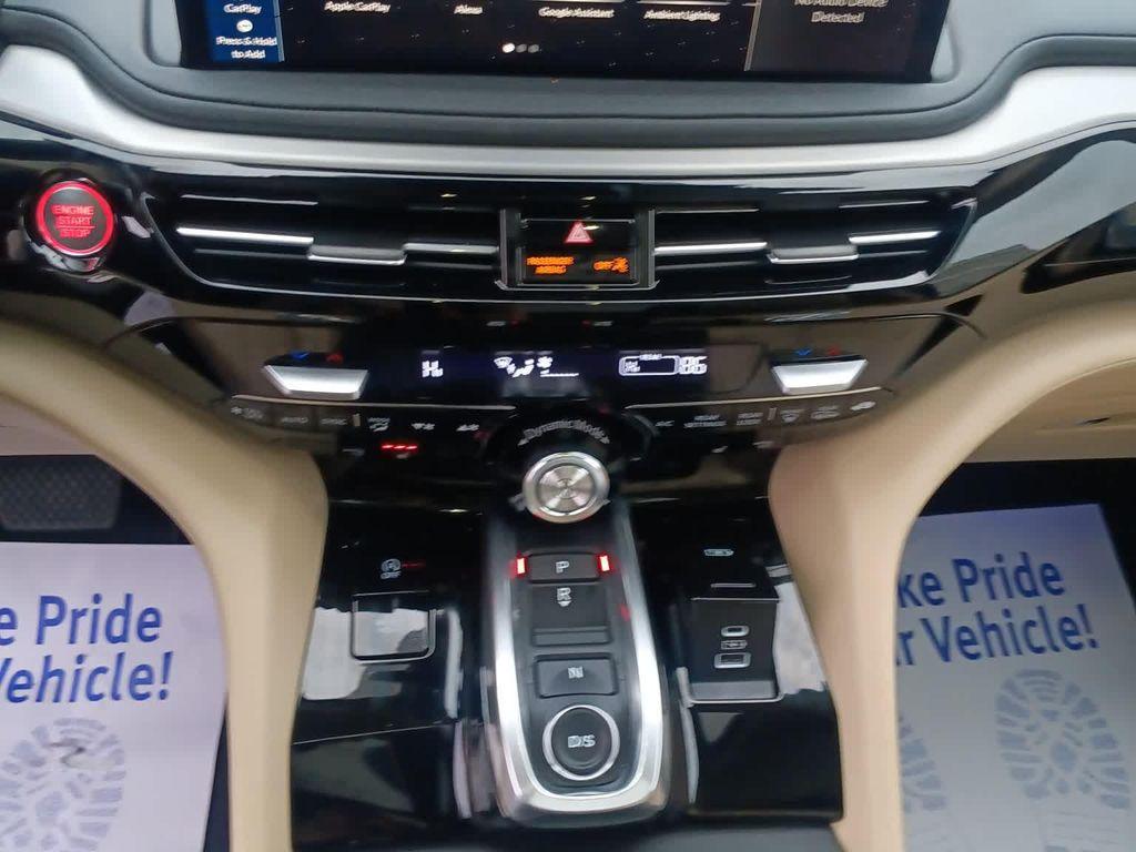 used 2025 Acura MDX car, priced at $45,995