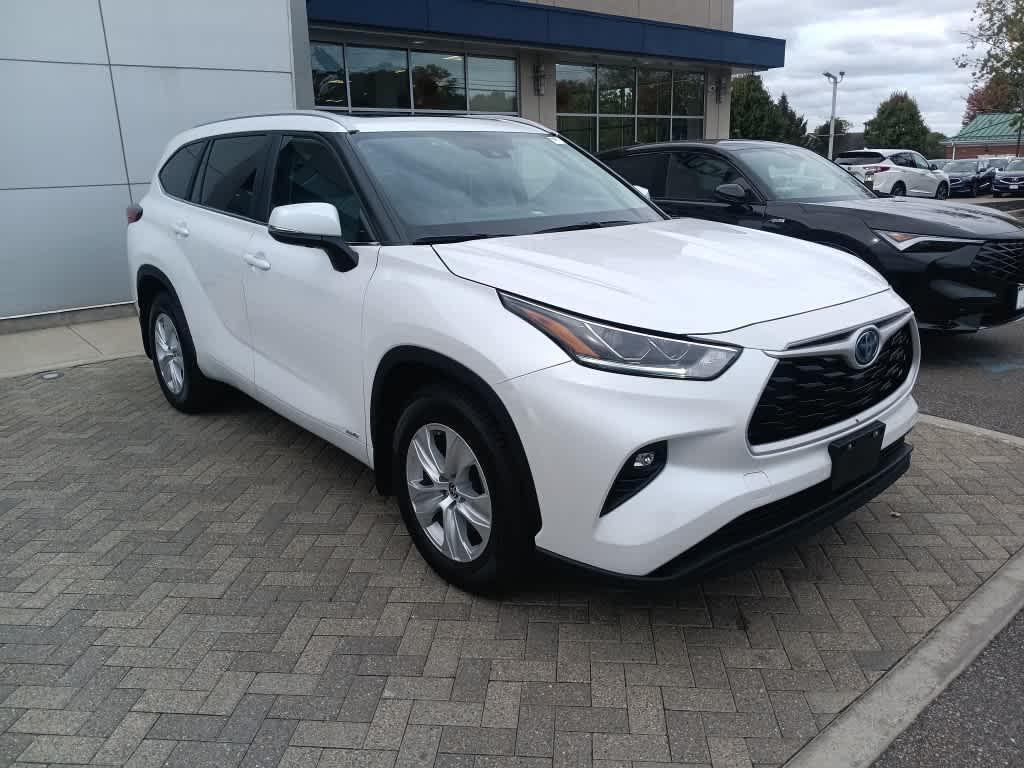 used 2023 Toyota Highlander Hybrid car, priced at $42,990