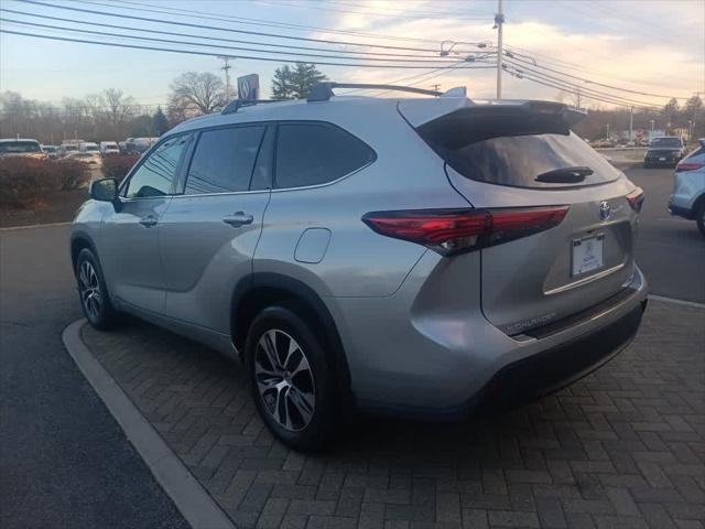 used 2022 Toyota Highlander Hybrid car, priced at $39,885