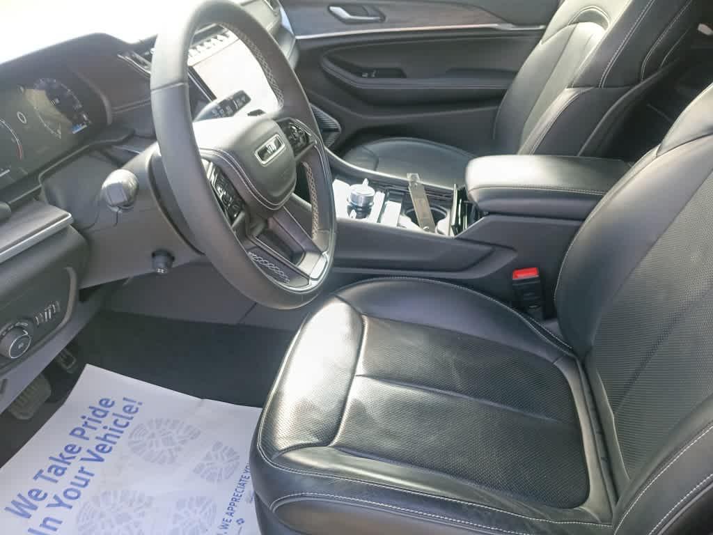 used 2023 Jeep Grand Cherokee car, priced at $36,885