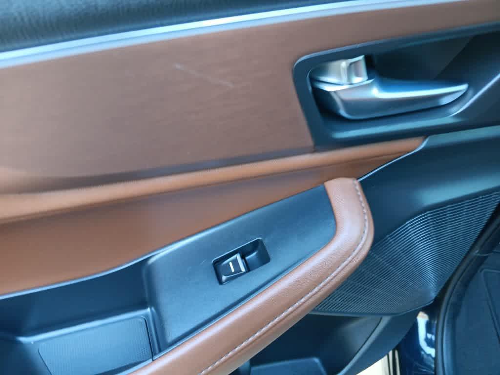 used 2023 Acura MDX car, priced at $40,885