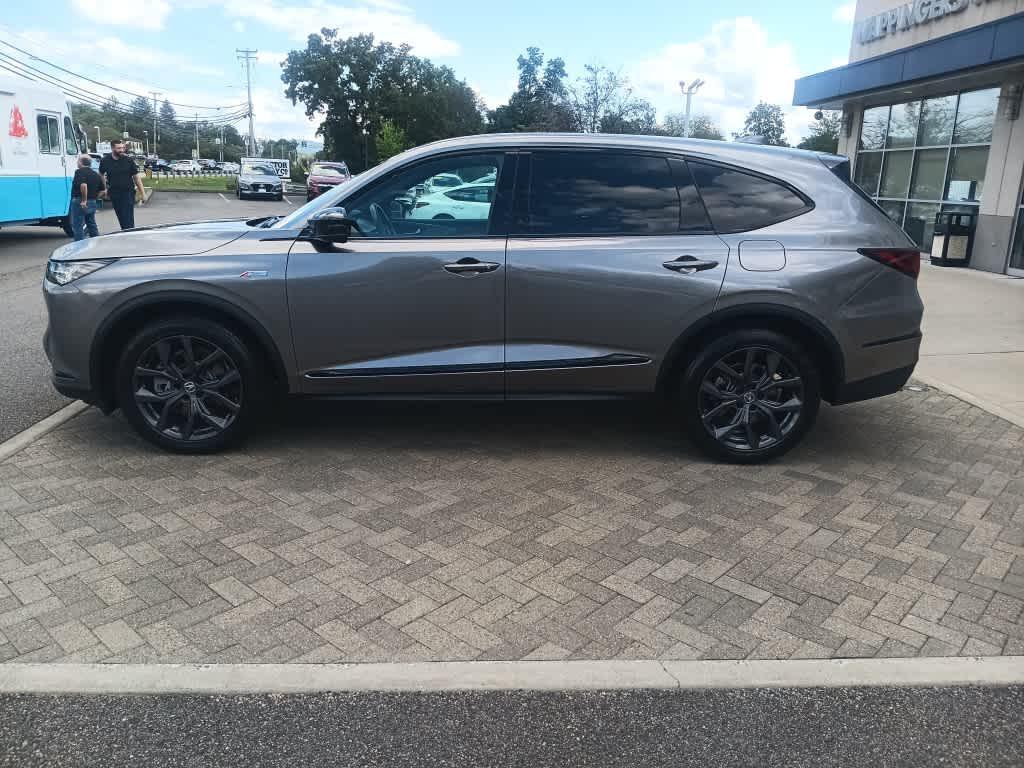 used 2023 Acura MDX car, priced at $43,997