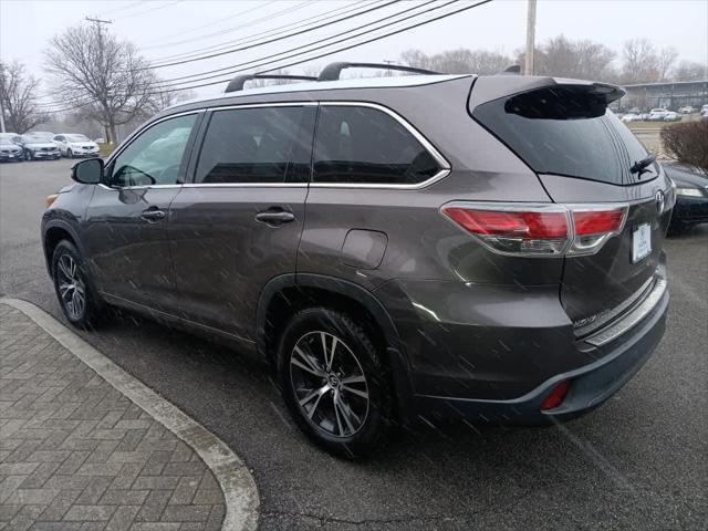 used 2016 Toyota Highlander car, priced at $17,998