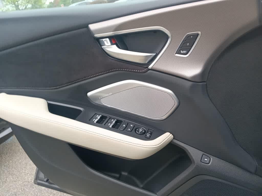 used 2025 Acura RDX car, priced at $46,885