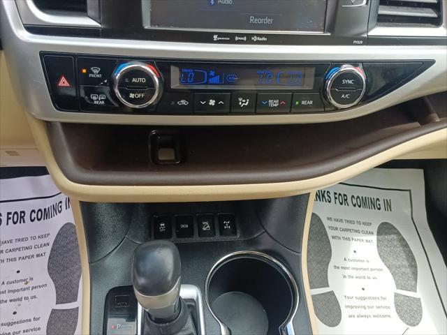 used 2017 Toyota Highlander car, priced at $18,992