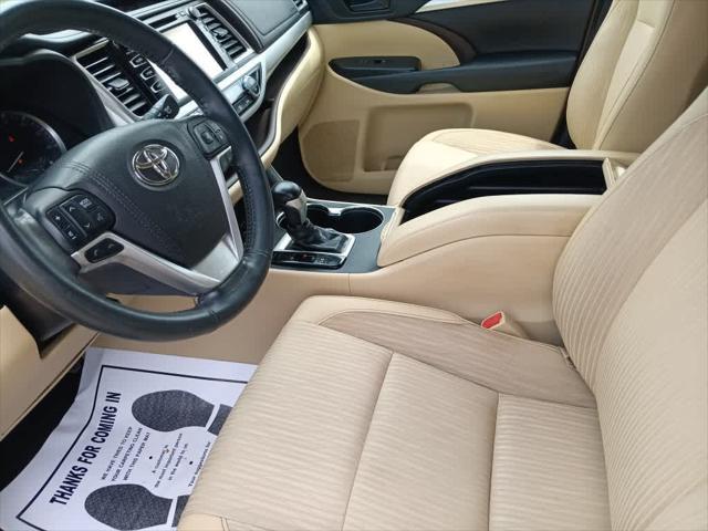used 2017 Toyota Highlander car, priced at $18,992
