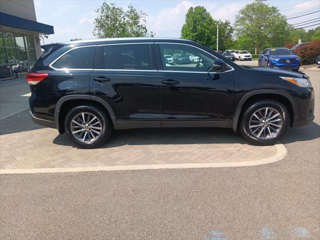 used 2019 Toyota Highlander car, priced at $27,750