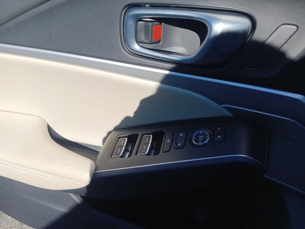 used 2025 Acura Integra car, priced at $31,498