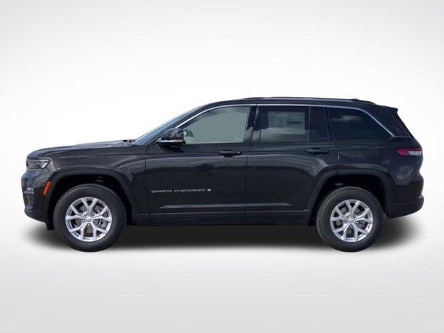 new 2024 Jeep Grand Cherokee car, priced at $42,933