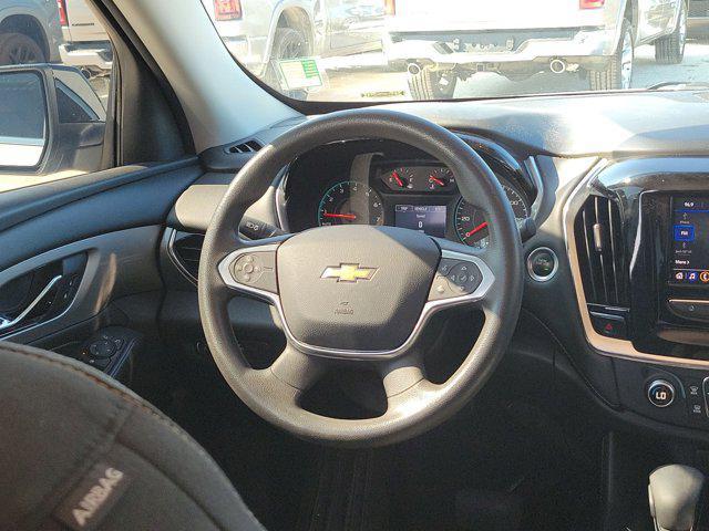 used 2021 Chevrolet Traverse car, priced at $19,273