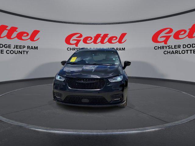 used 2023 Chrysler Pacifica car, priced at $18,799