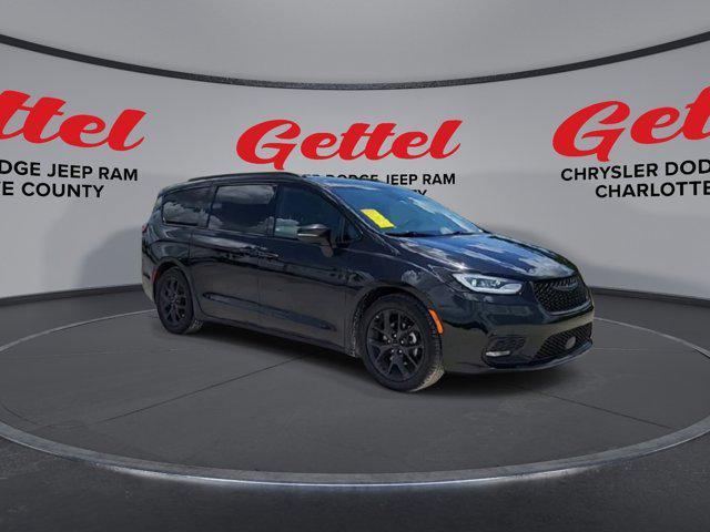 used 2023 Chrysler Pacifica car, priced at $18,799