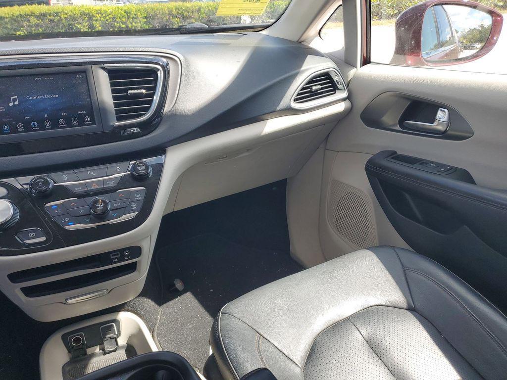 used 2020 Chrysler Pacifica car, priced at $18,146
