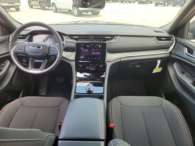 new 2025 Jeep Grand Cherokee L car, priced at $43,248