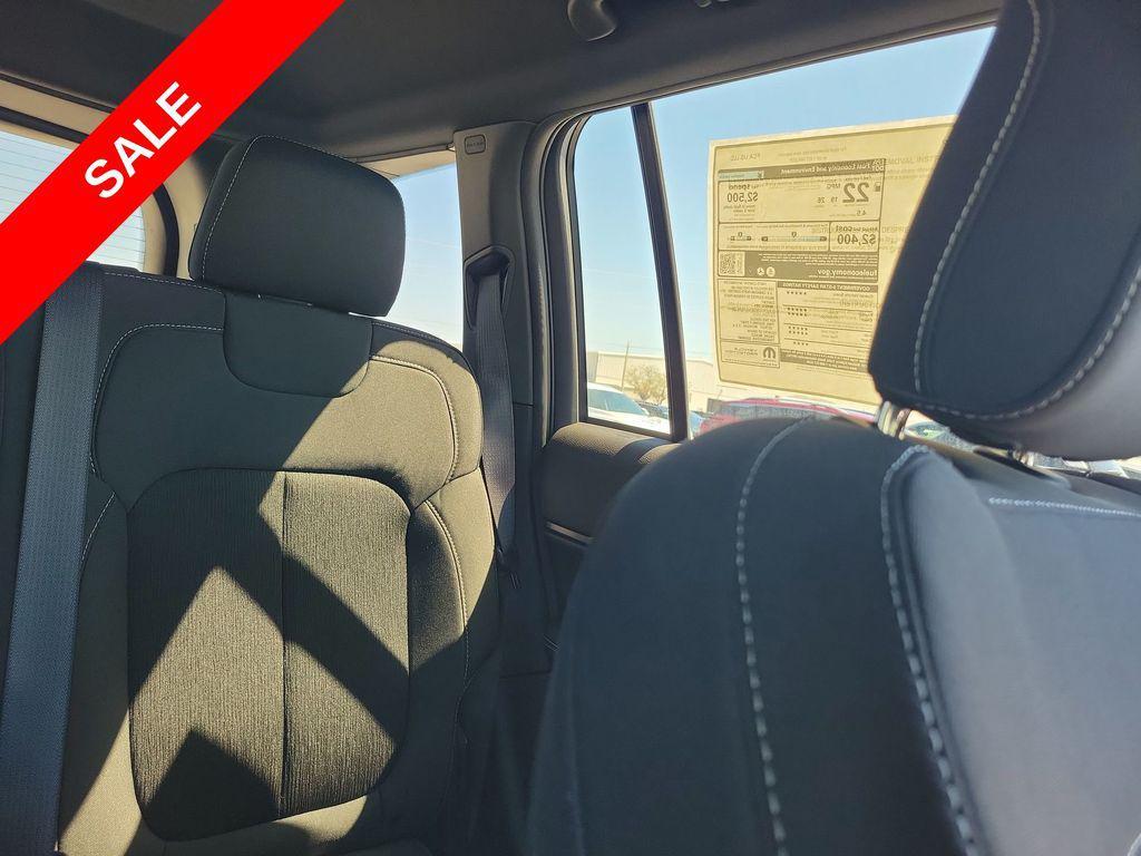 new 2025 Jeep Grand Cherokee car, priced at $30,611