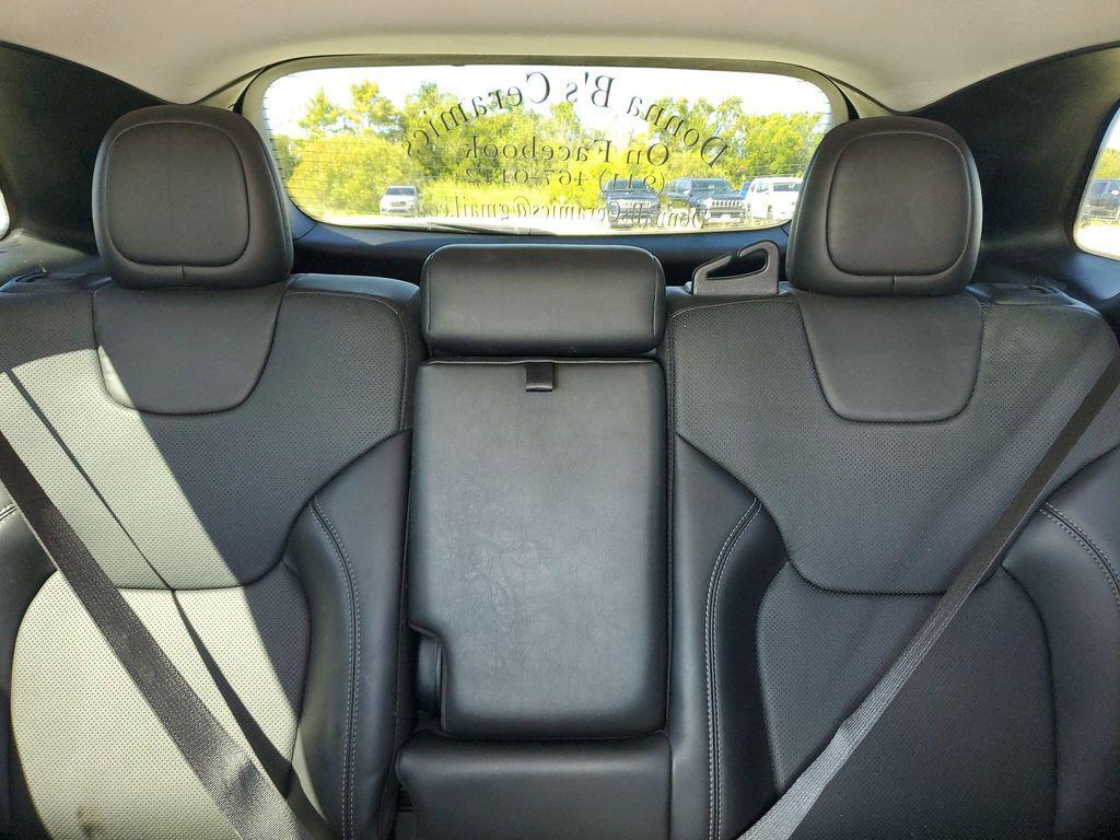 used 2020 Jeep Cherokee car, priced at $15,638