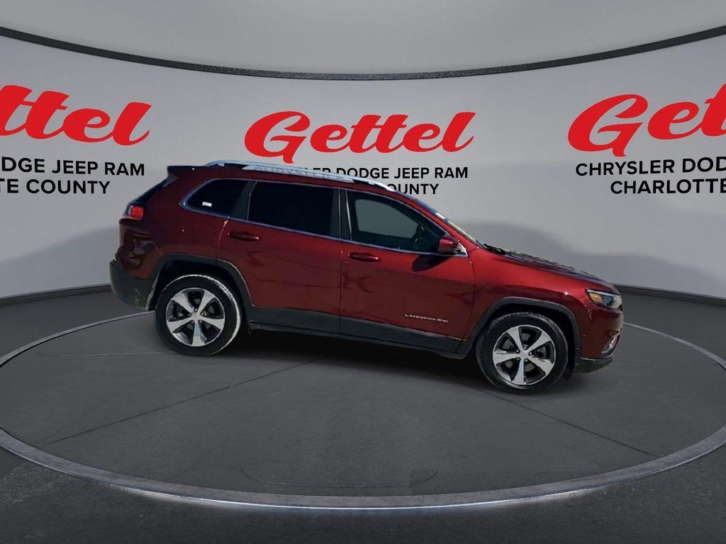 used 2020 Jeep Cherokee car, priced at $15,638