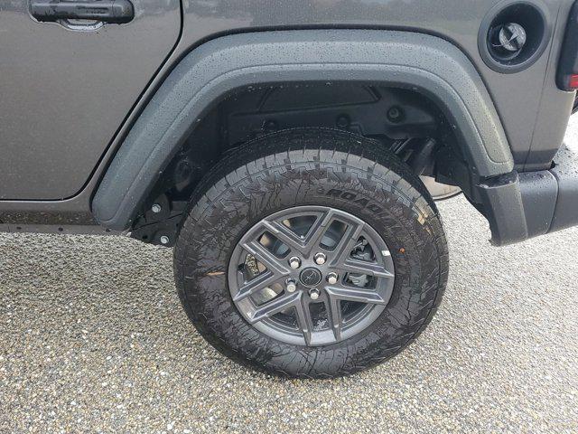 new 2025 Jeep Wrangler car, priced at $49,086