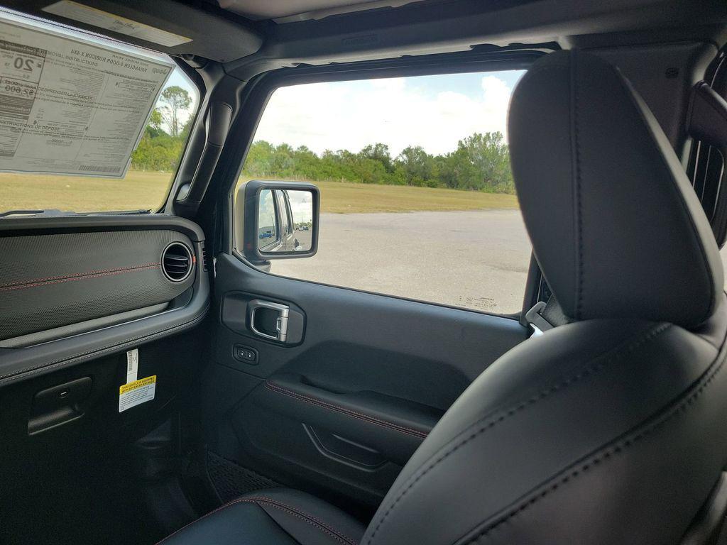 new 2025 Jeep Wrangler car, priced at $63,794