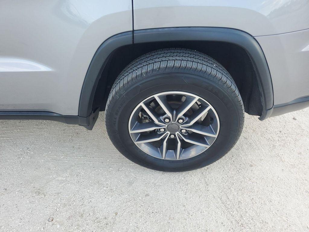 used 2019 Jeep Grand Cherokee car, priced at $15,552