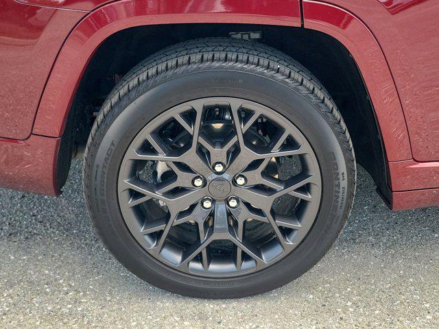 used 2025 Jeep Grand Cherokee L car, priced at $61,399