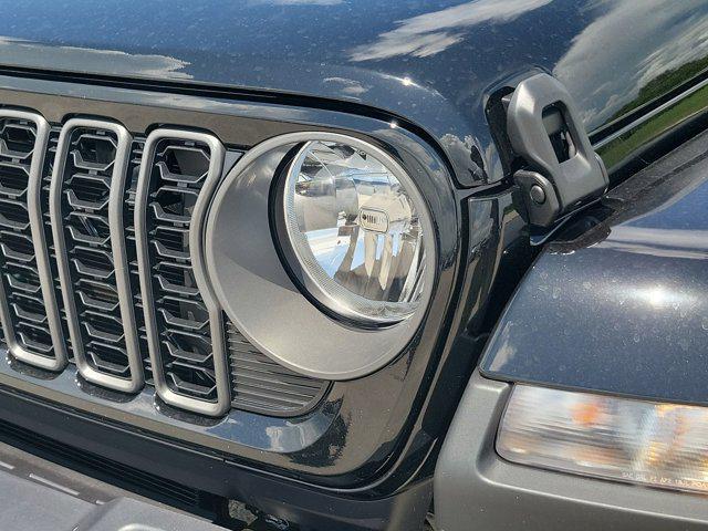 new 2025 Jeep Gladiator car, priced at $49,575