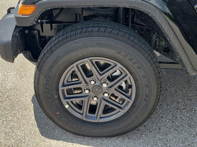 new 2025 Jeep Gladiator car, priced at $49,575