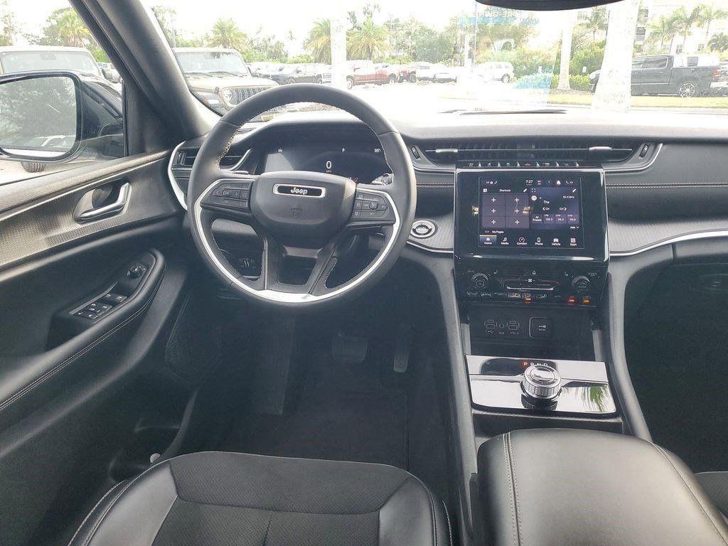 used 2024 Jeep Grand Cherokee car, priced at $31,999