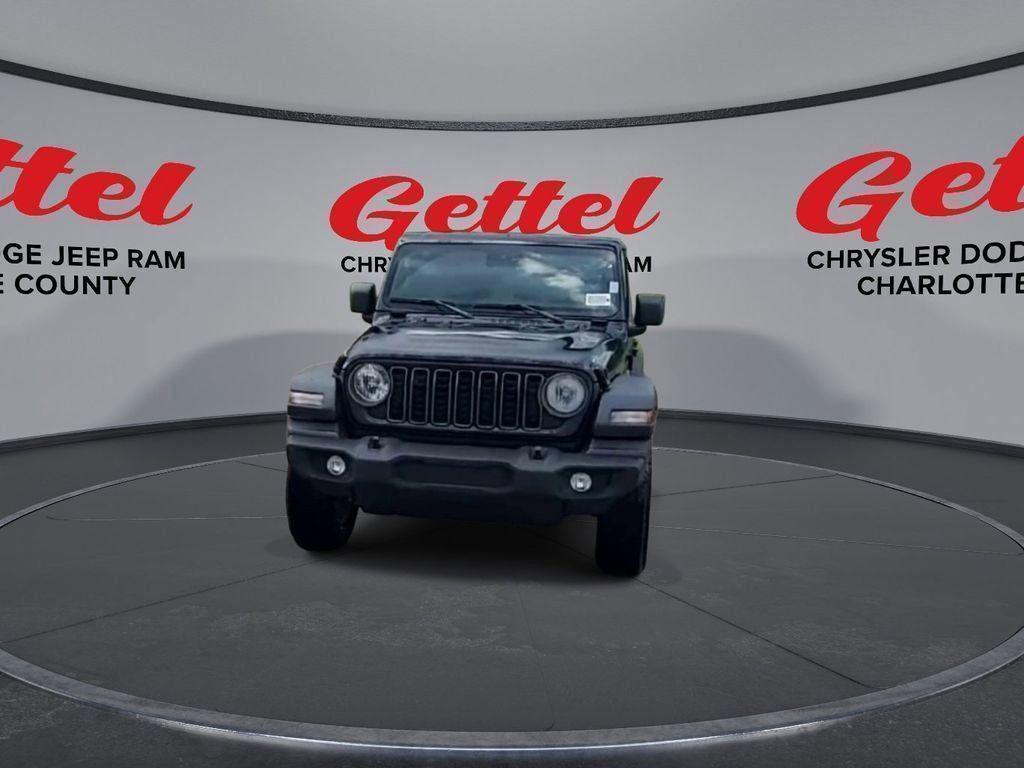 new 2025 Jeep Wrangler car, priced at $47,204