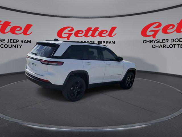 new 2025 Jeep Grand Cherokee car, priced at $45,080