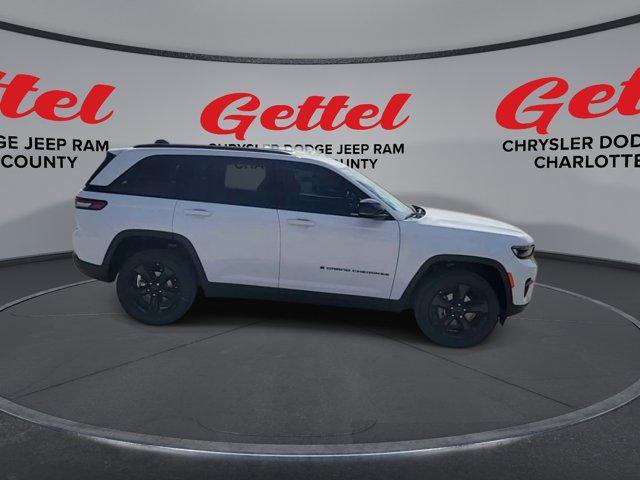 new 2025 Jeep Grand Cherokee car, priced at $45,080