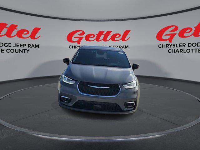 new 2025 Chrysler Pacifica car, priced at $52,460