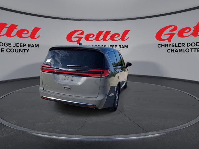 new 2025 Chrysler Pacifica car, priced at $52,460