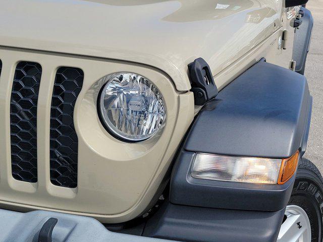 used 2020 Jeep Gladiator car, priced at $25,339